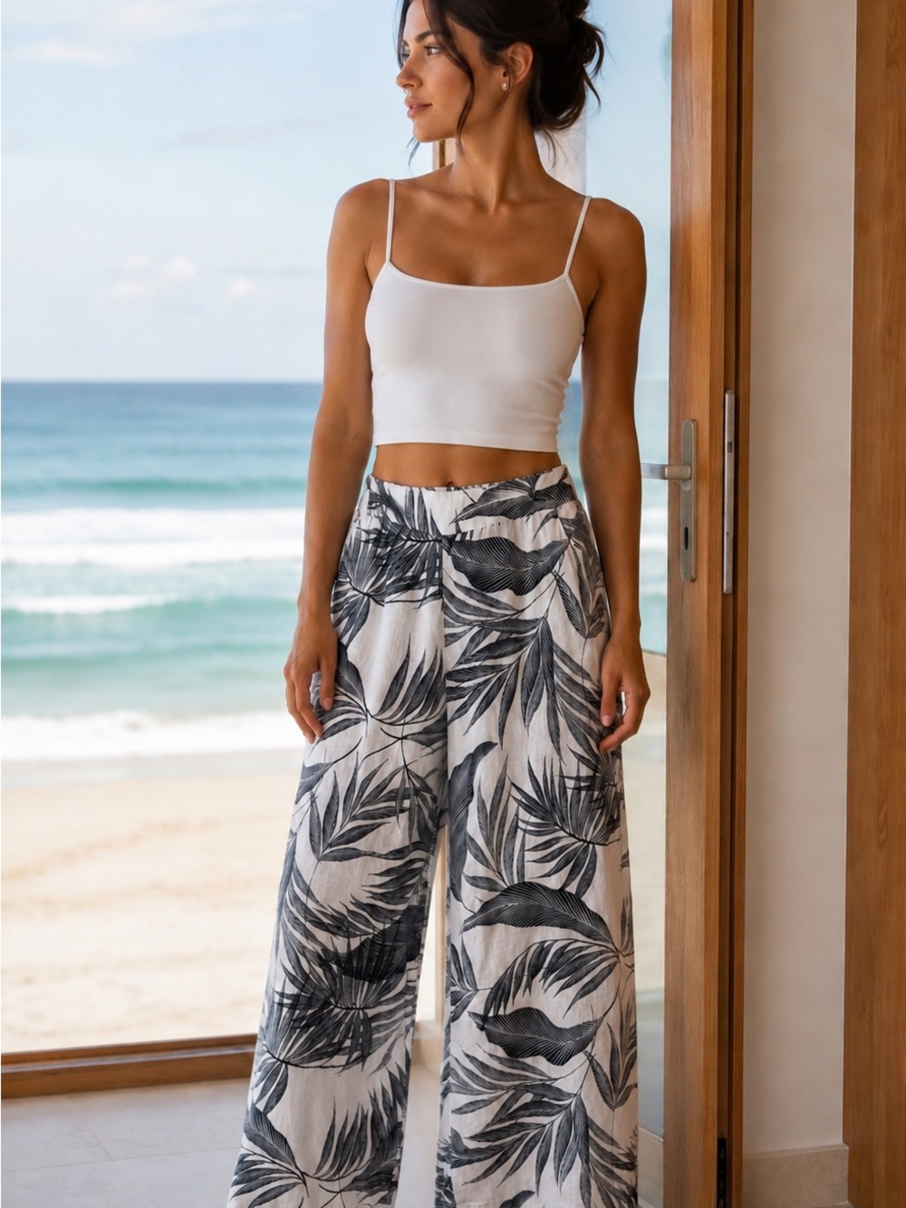 Tahari 100% linen White Wide-Leg Palm Leaf Print pants size large with pockets